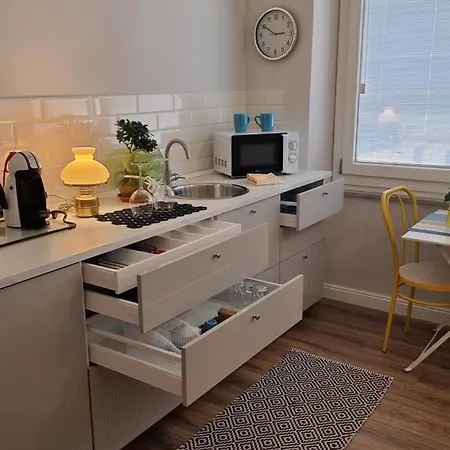 Suite83 *